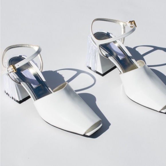 Suzanne Rae Fringe Back Sandal WITHOUT fringe - Picture 9 of 9